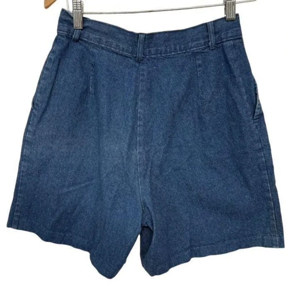 Chic‎ | vintage high waisted pleated denim shorts | women's size 10
